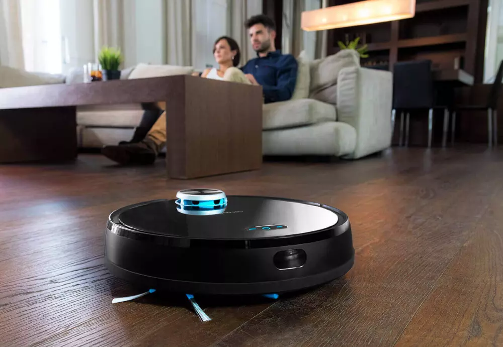 robot vacuum cleaner dog hair